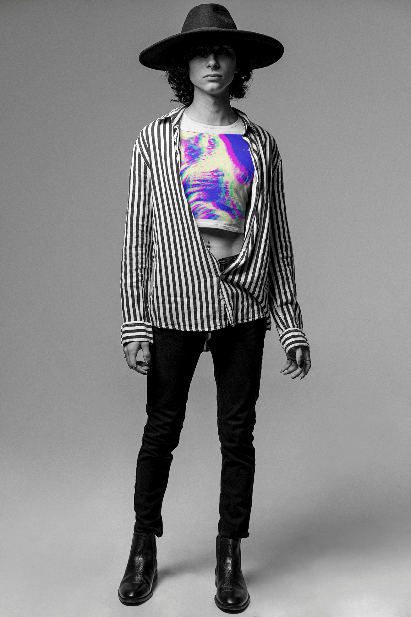 Crop Tee - Unisex Clothing - Someone's Cat - Justice Candy Apparel